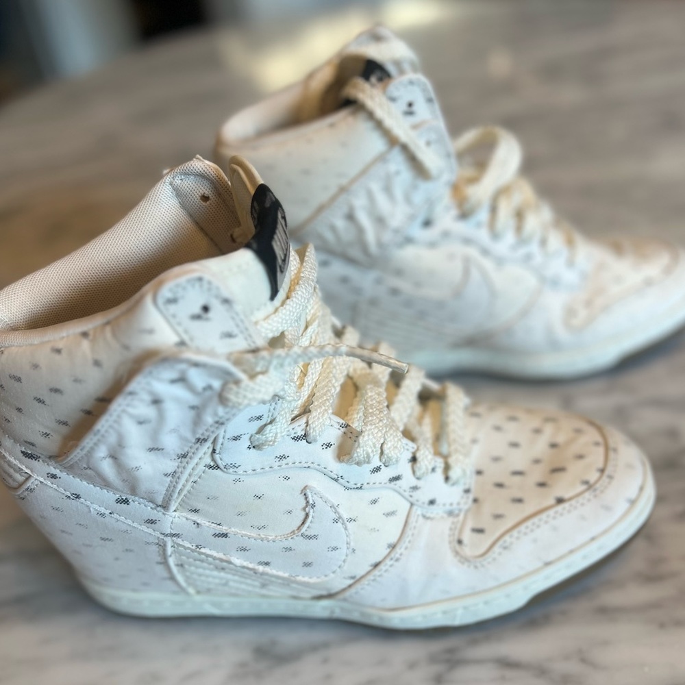 Nike Sky High Dunk Wedge Tennis Shoes